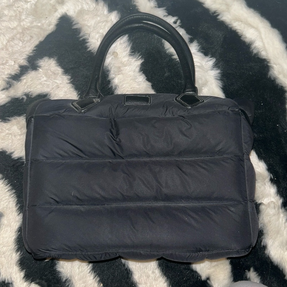 Vintage puffer bag